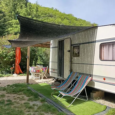 Caravane Dans Un Jardin Pres D'anduze Kemp Saint Sebastien d'Aigrefeuille